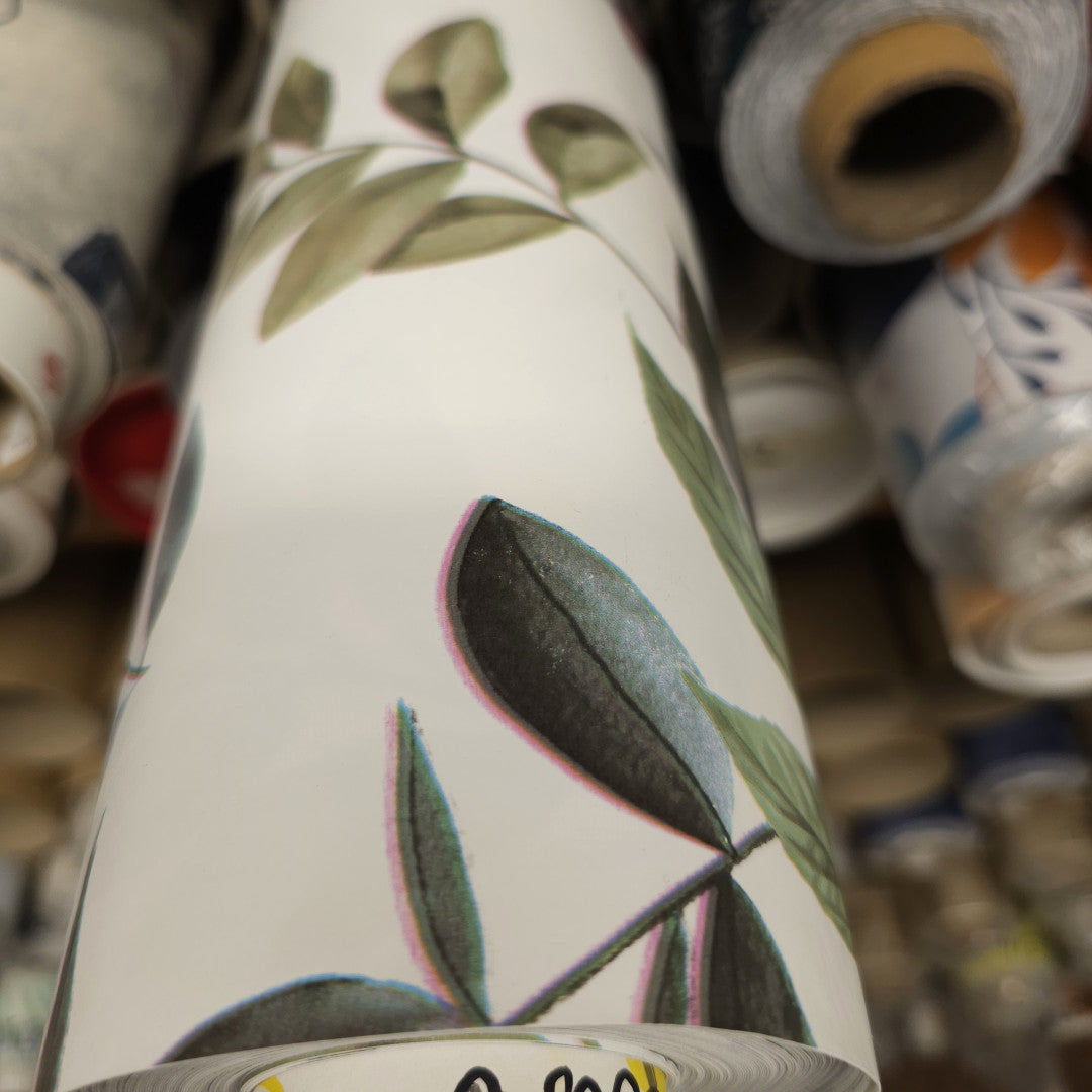 2. sortering. Coccinelle - Voksdug med grønne blade og mariehøns i akvarelstil