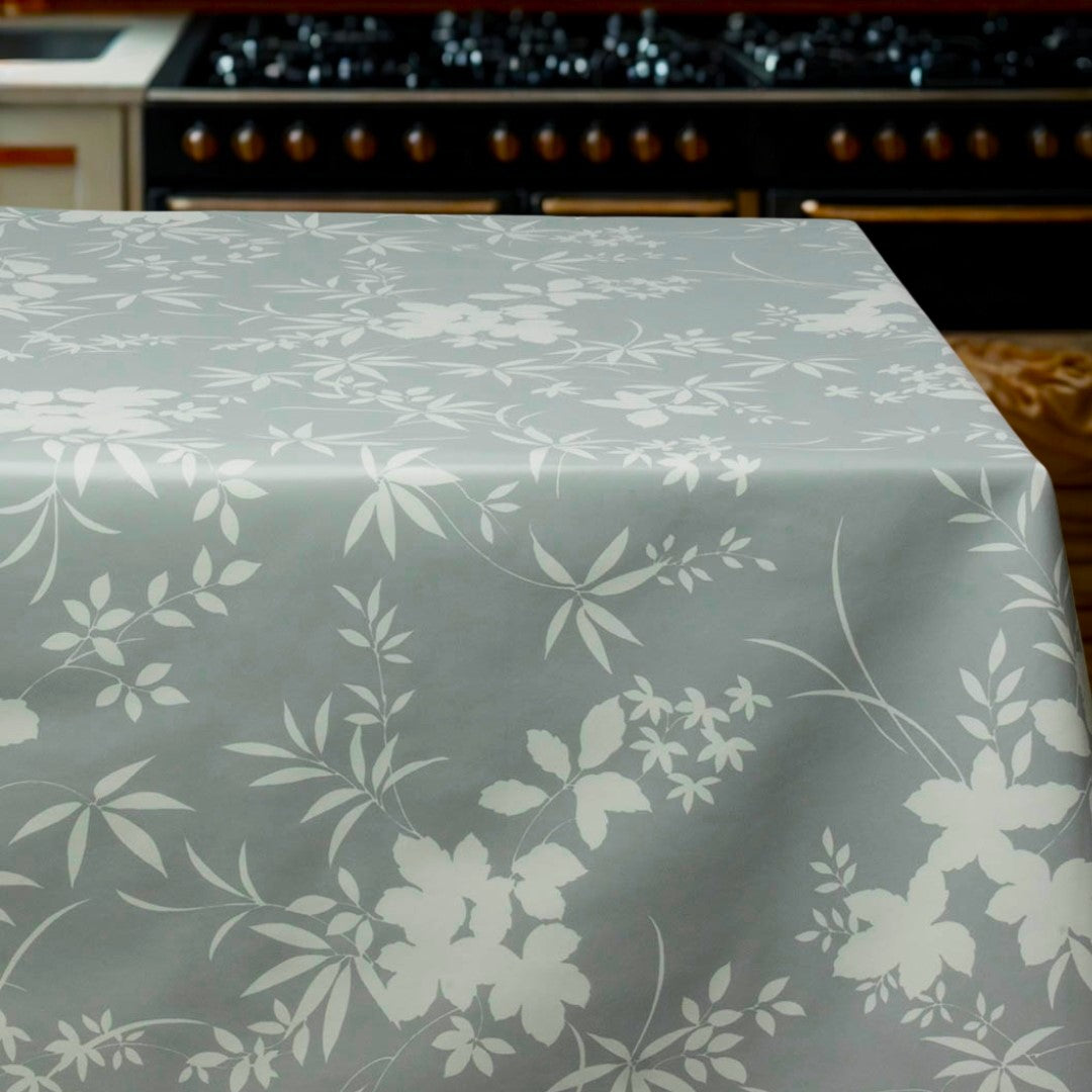 Hvide Blomster – Ekstra bred voksdug 160 cm