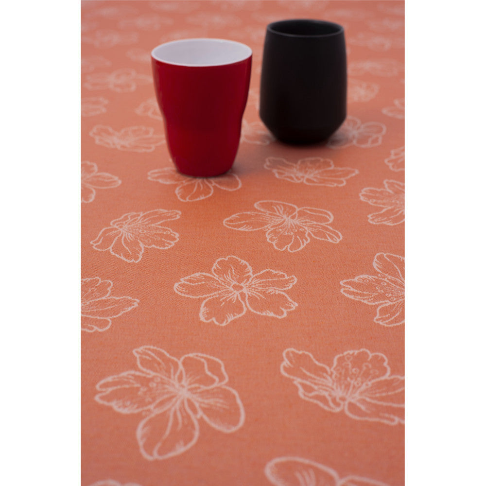 Adalis Orange - Damaskvævet akryldug med stregblomst, 140 cm