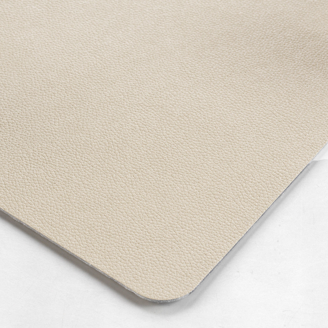 Bergame Cream - Dækkeserviet i imiteret læder 30 x 43 cm vendbar, nærbillede