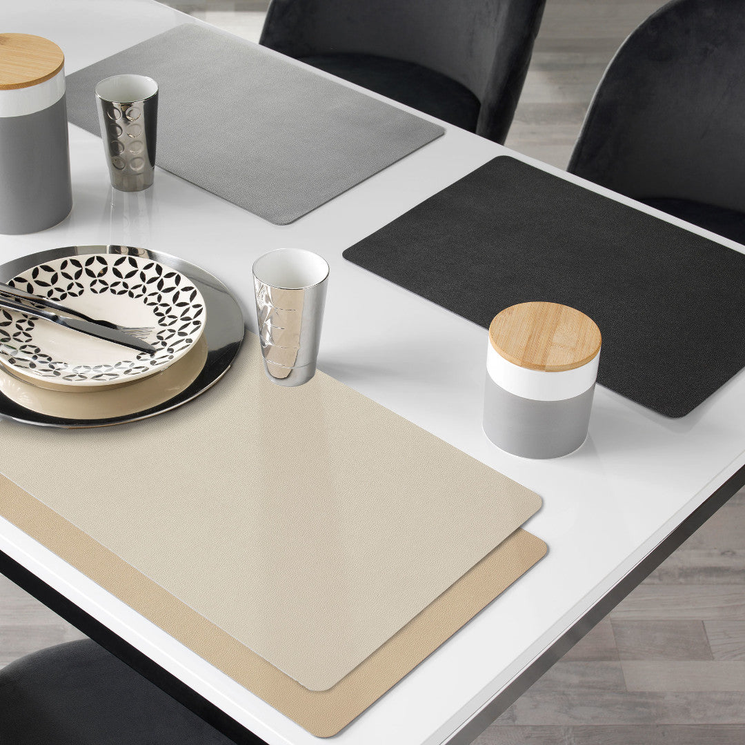 Bergame Grå - Dækkeserviet i imiteret læder 30 x 43 cm vendbar, udvalg