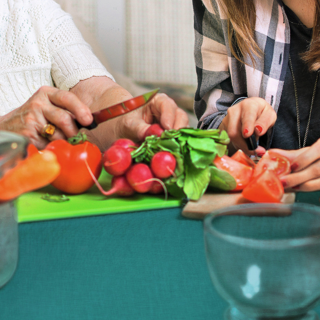 Capri Petrol - Kraftig ensfarvet voksdug i dyb blågrøn nuance