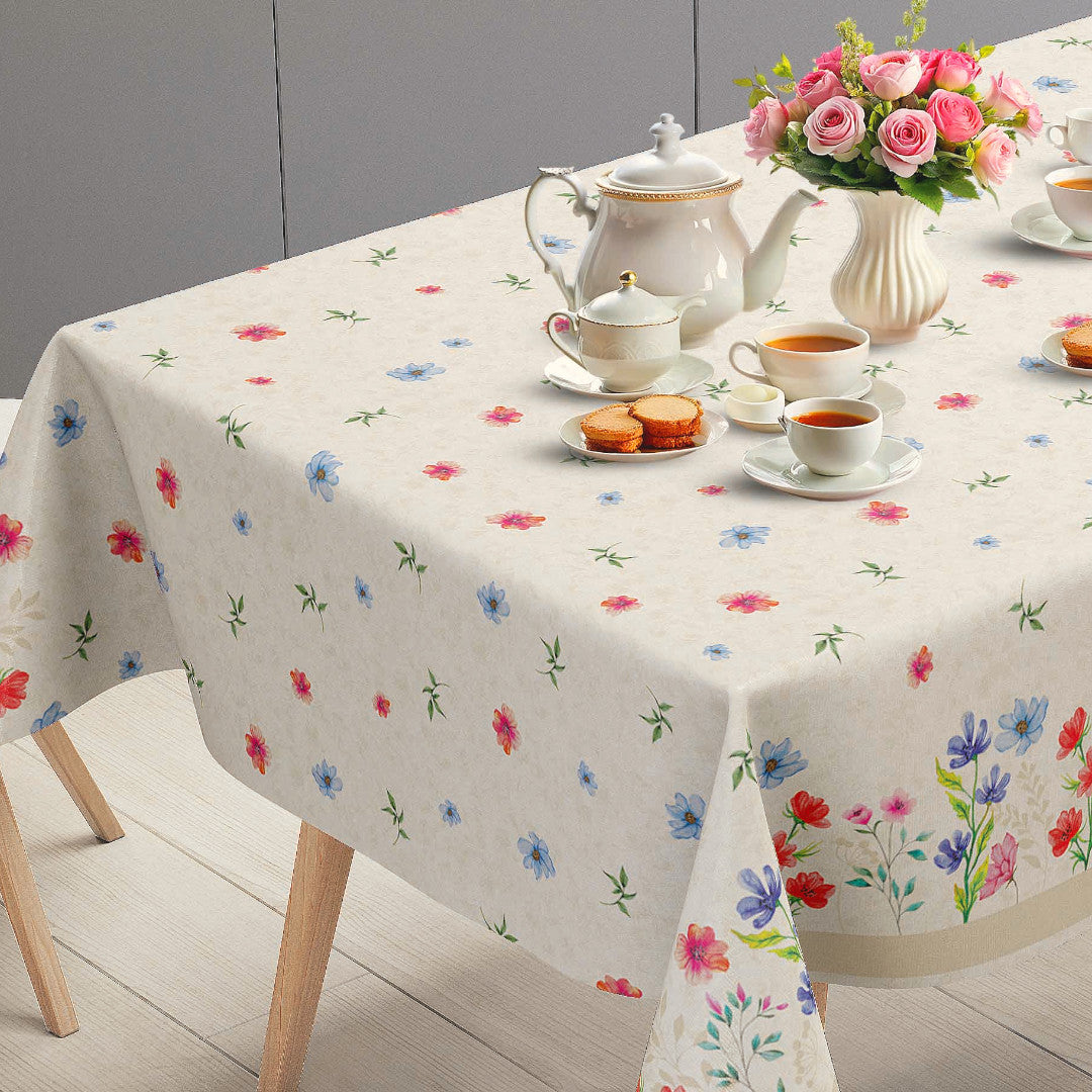 Engblomst Beige – Voksdug med blomsterbort, bordende