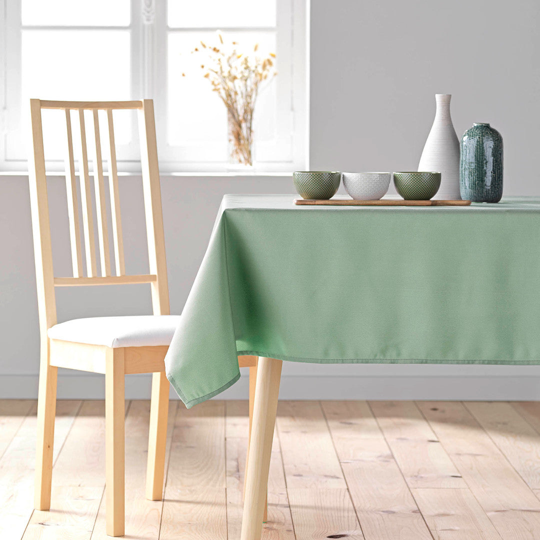 Essentiel Sauge - Ensfarvet rektanguler dug 140 x 300 cm, miljøbillede