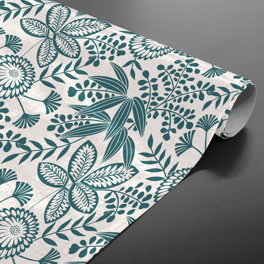 Fleuria Emerald Green - Voksdug med botanisk mønster i støvet blågrøn, oprullet