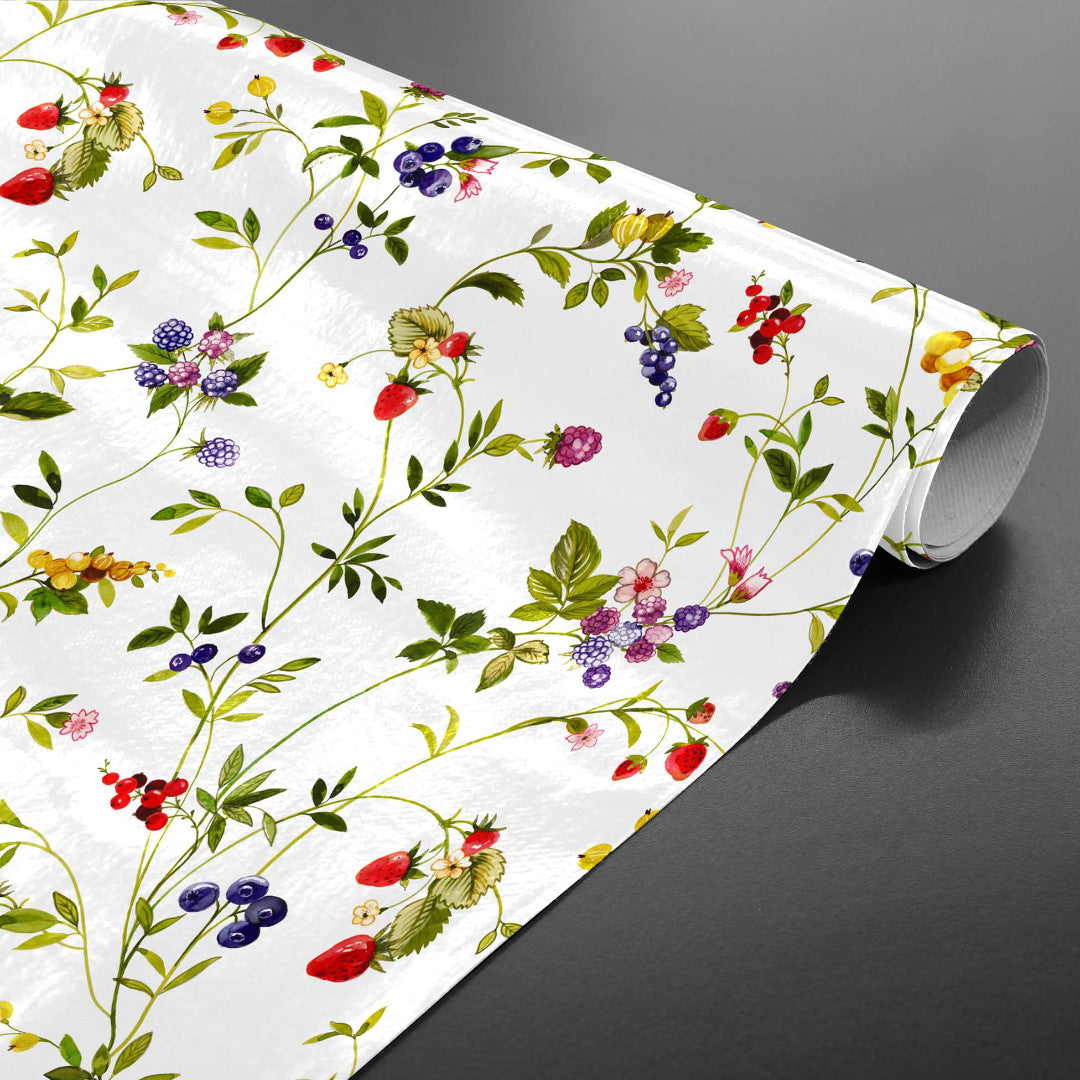 Lydia Sommerbær - Voksdug med vilde bær og blomster i glade farver, rullet