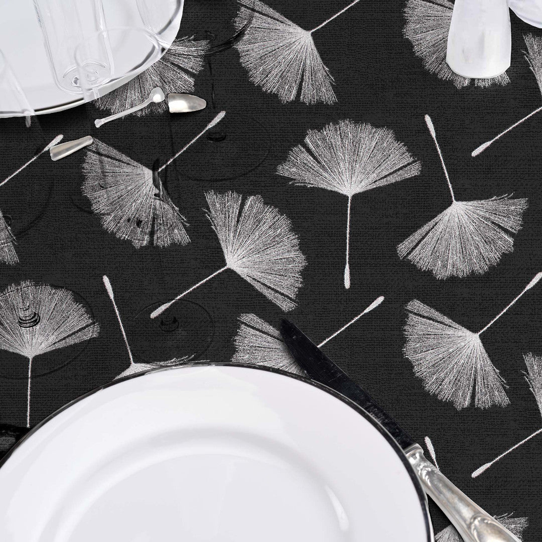 Textilia Glitter Auxine - Voksdug med blomstermotiv i sølvtryk, nærbillede