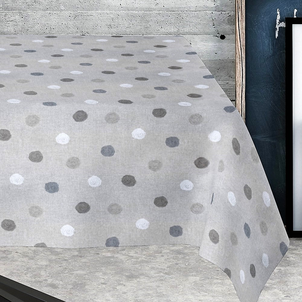 Akryldug i 160 cm bred med en dejlig kombination af grå, brune og hvide “malerpletter” på hørfarvet bund. Hurtig levering - Køb i dag