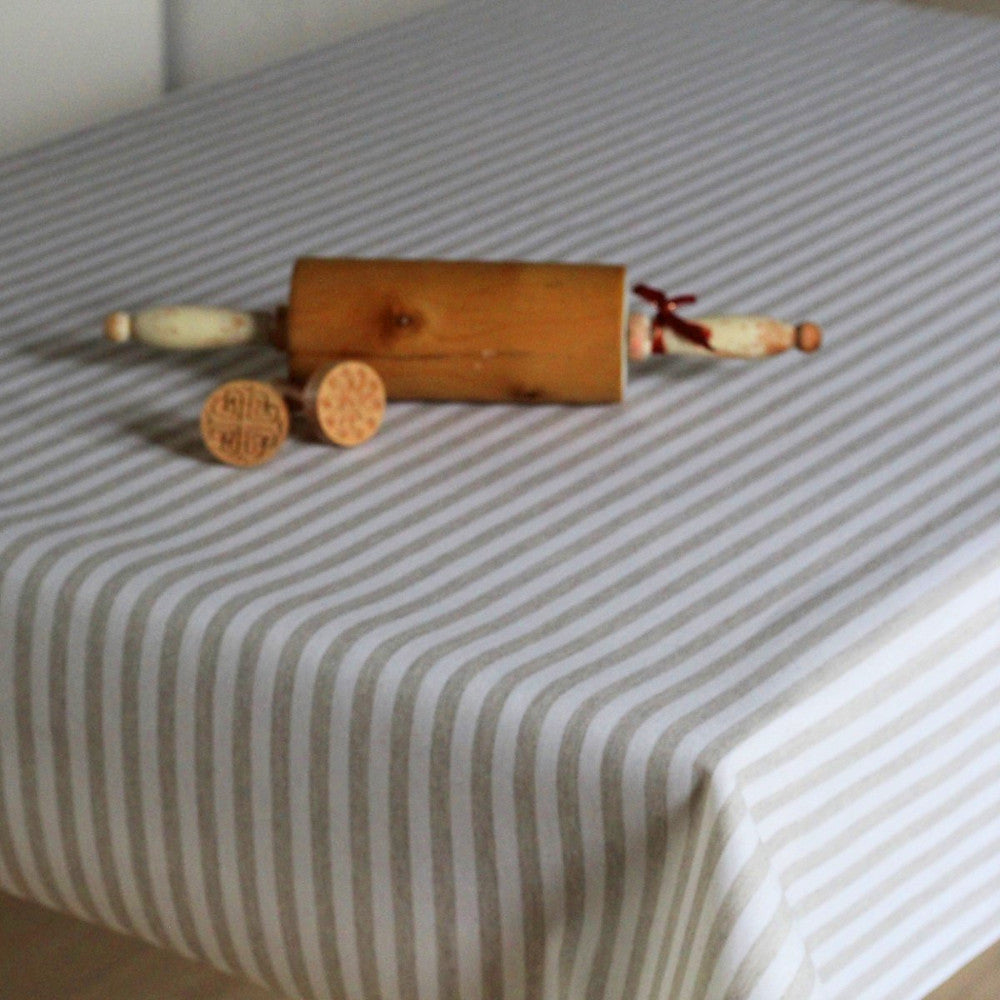 Akryldug i hørlook med striber i lys beige