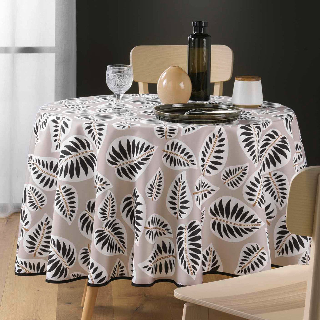 Alma Black Ø 180 cm, rund dug med anti-plet