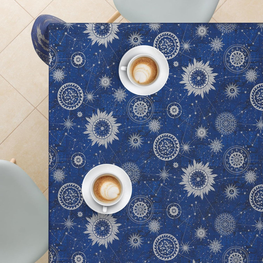 Astra Blå – Voksdug med stjernehimmel i sølv