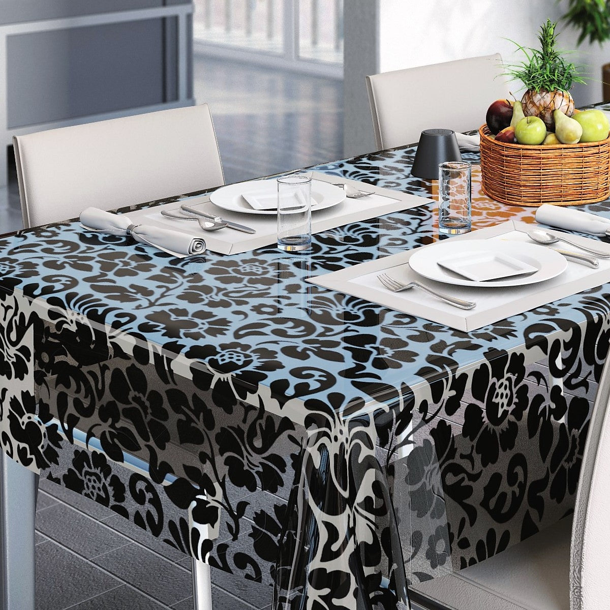 Barock, matteret gennemsigtig voksdug med sorte blomster