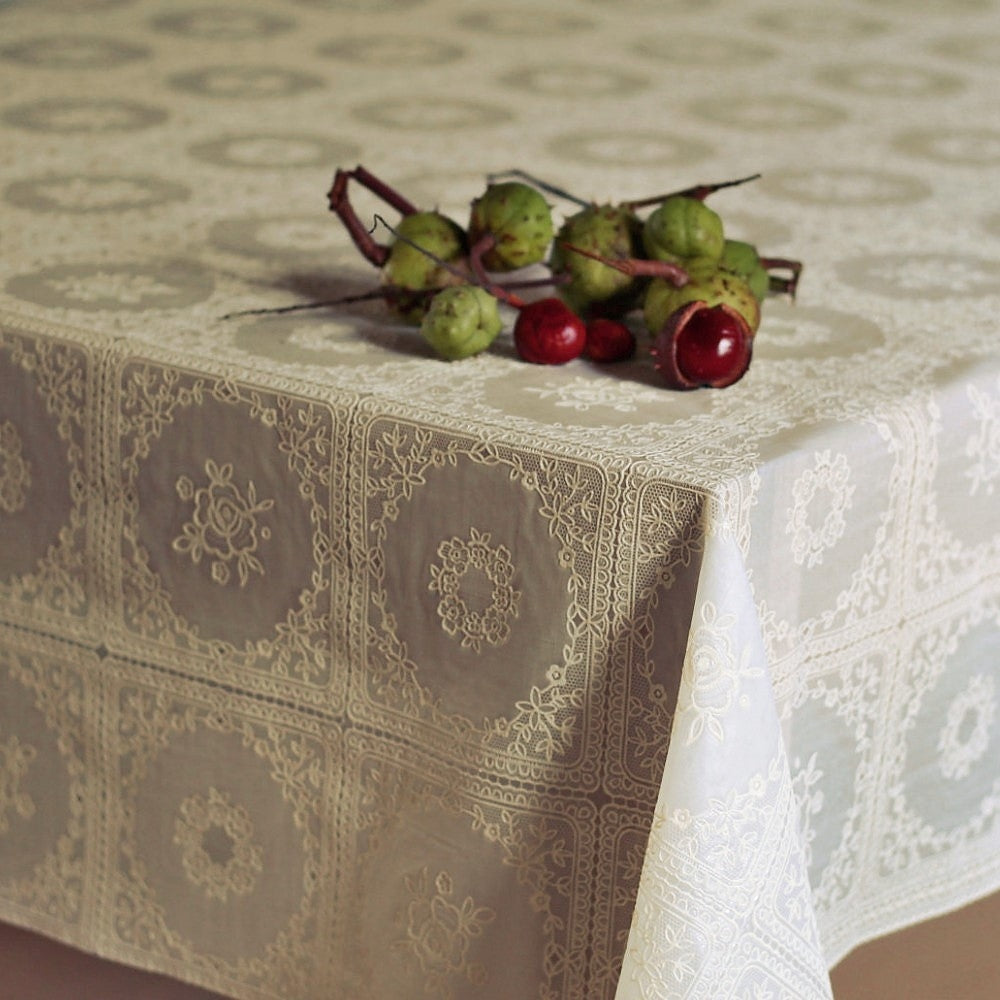 LÆNGDE: 4,3 m - Blondevoksdug - Blondedug, Rose med mere, cremefarvet