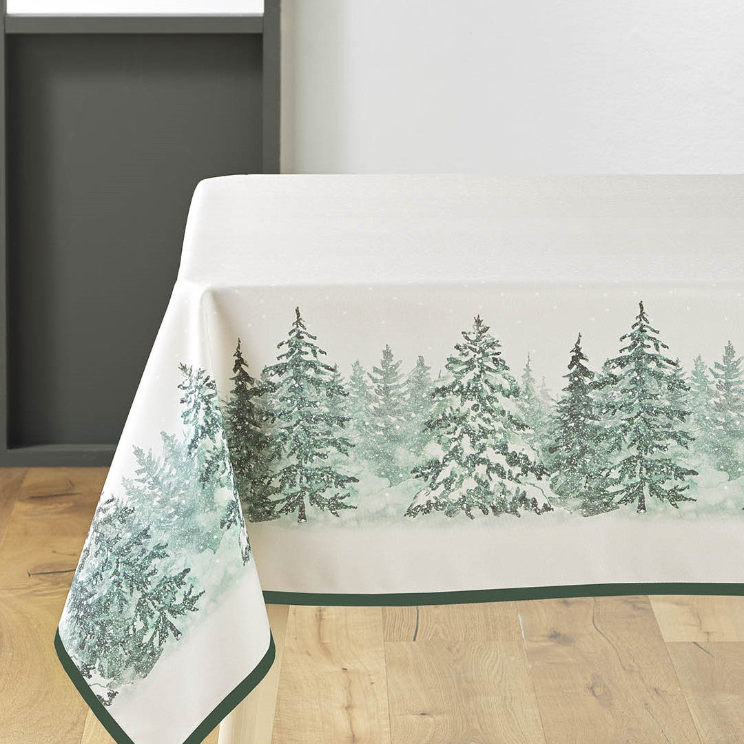 Christmas - Juledug med motiv af grantræer, 150 x 240 cm