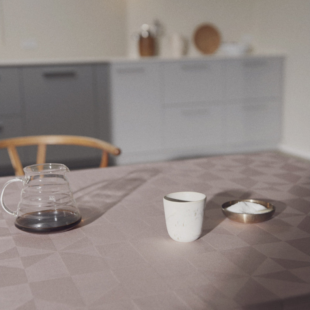 Compliments Wind Damaskdug, Rose - 140 x 220 cm, miljø