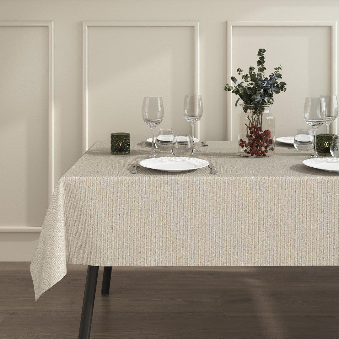 Miljøebillede med Den Nålestribede Grå, akryldug i grå/beige og offwhite