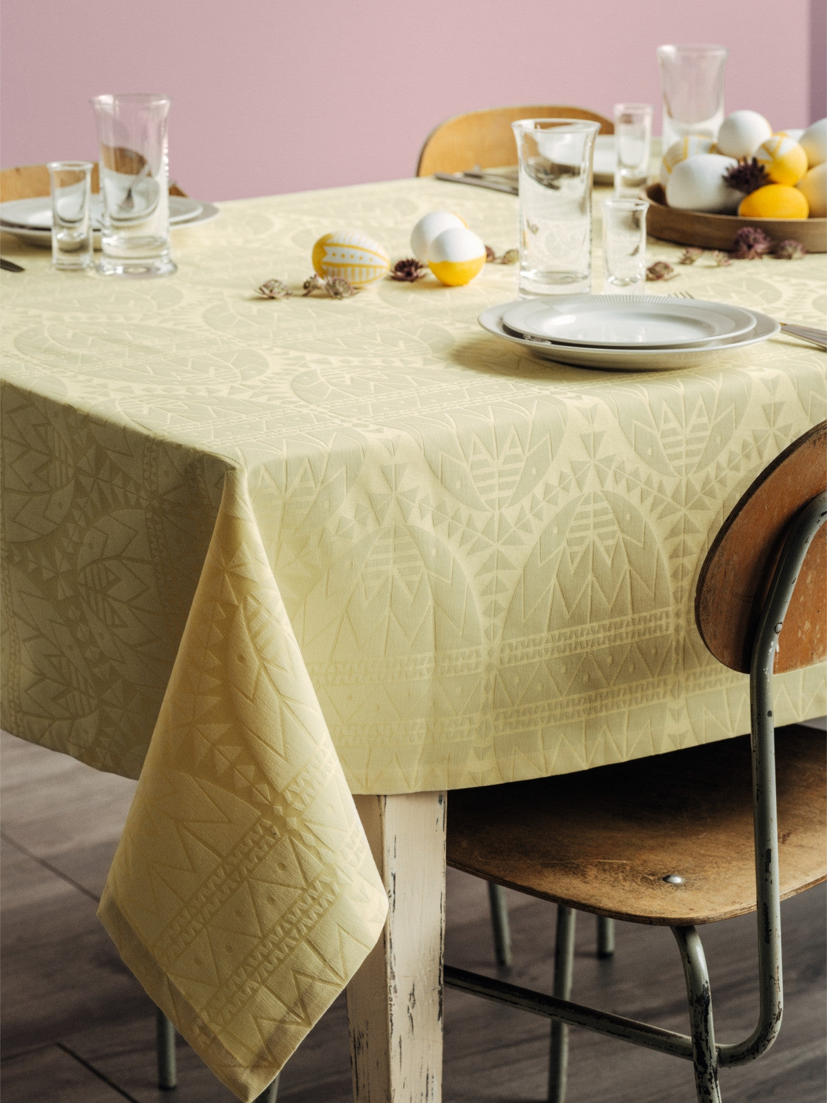 Easter Gul Damaskdug, flot påskedug fra Juna - 150 cm x 220 cm