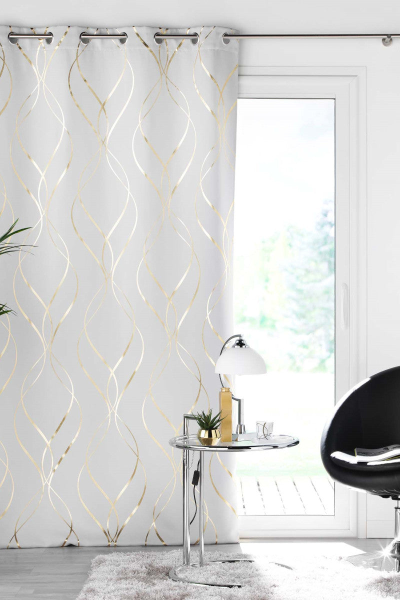 Elise Hvid/Guld – Mørklægningsgardin 135 x 240 cm, miljøbillede