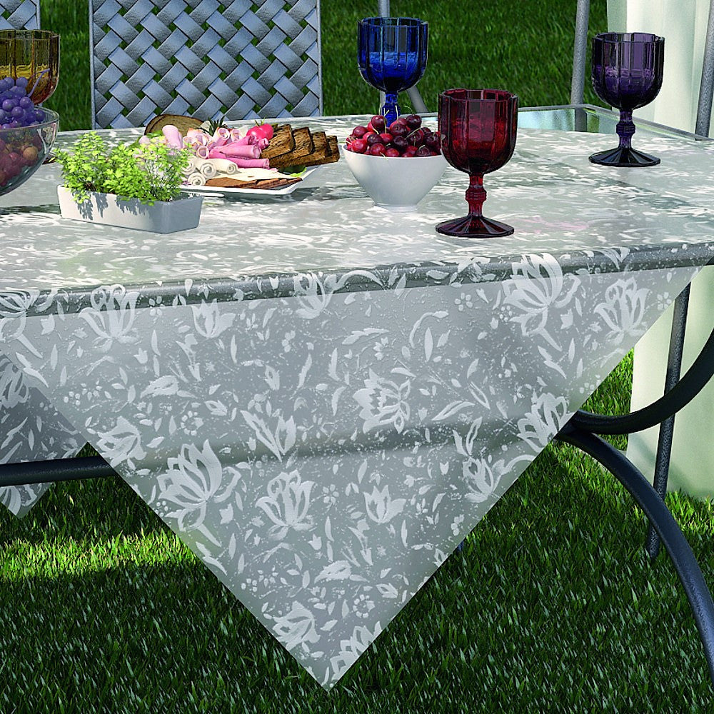 Emma, klar plast gennemsigtig voksdug med hvide blomster