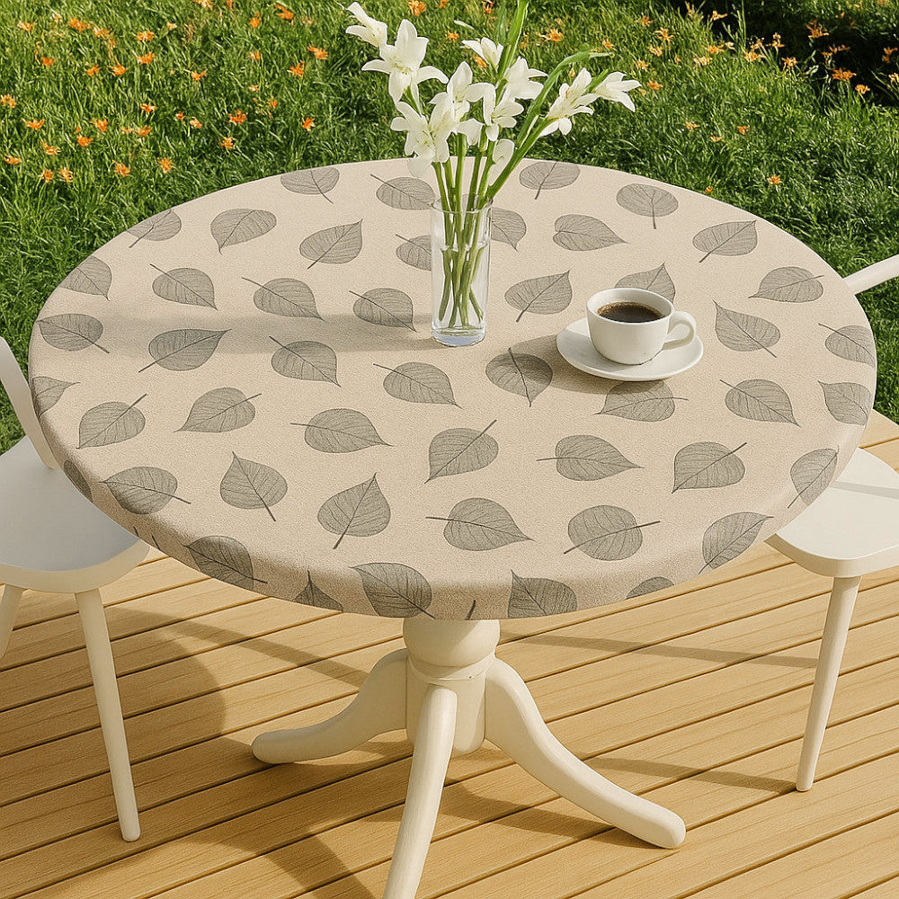 Model på bord - Textilia Feuillys Linen - Rund voksdug med elastik