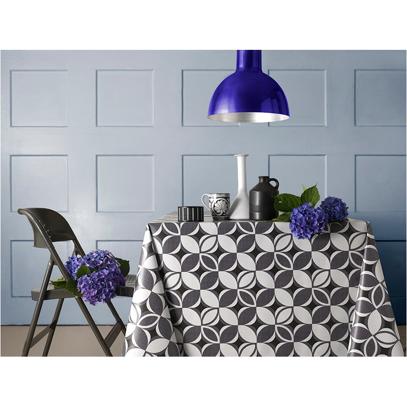 Firkløver grå, voksdug med grafisk mønster