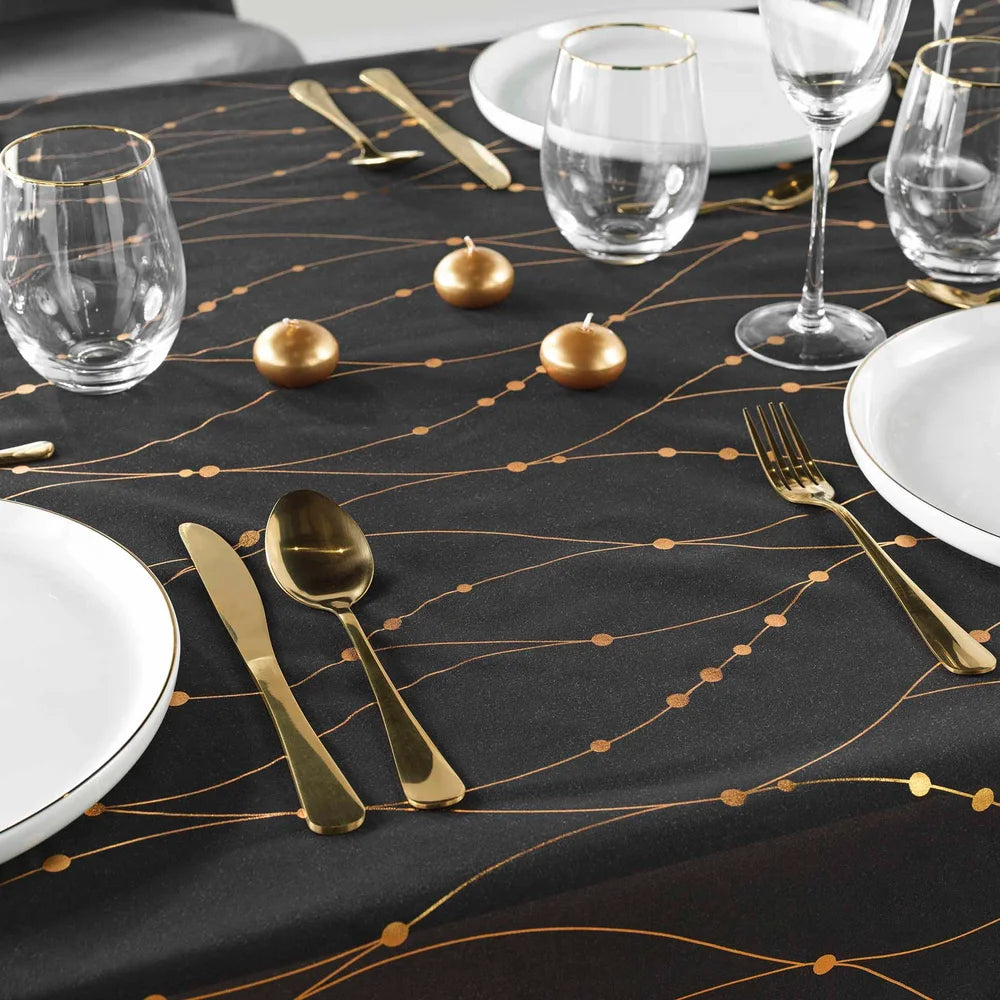 Firmament Metallic Print Sort/guld - Sort nytårs/juledug med guldprint, 140 x 240 cm, nærbillede