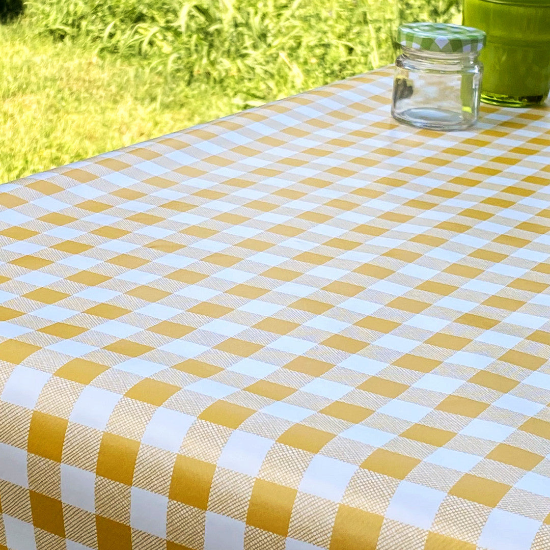 Voksdug med klassiske 1,5 x 1,5 cm tern - 140 cm bred - Gul