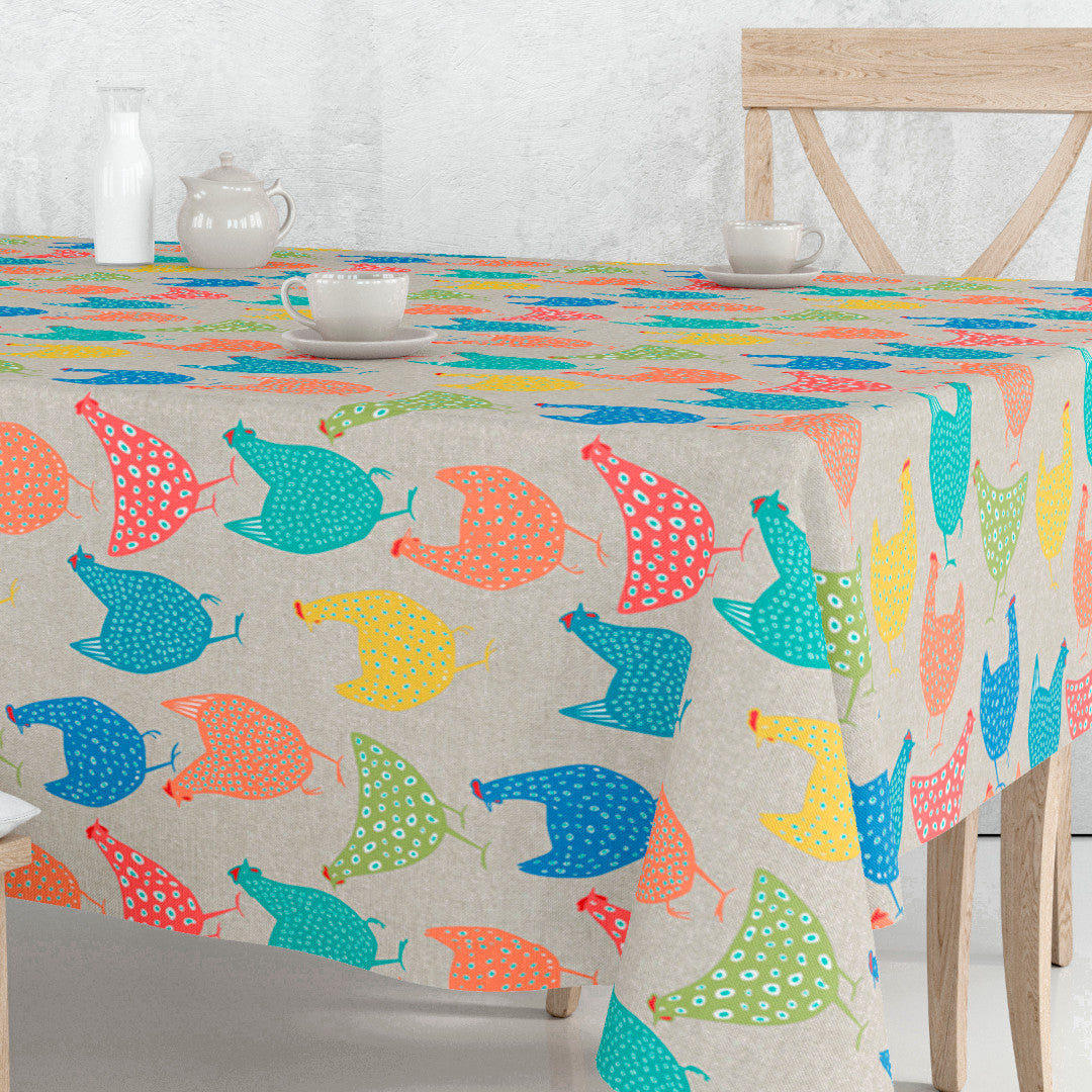 Hønsegården i farver - Akryldug med kulørte høns i lange baner