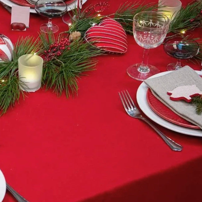 Ensfarvet rød juledug i 100% hør - Coated med akryl