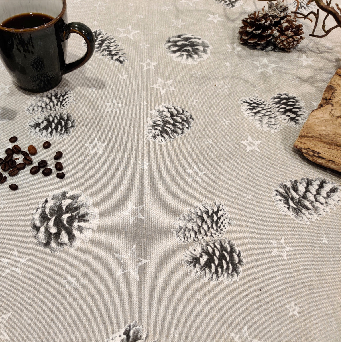 Julekogler og Stjerner - Flot juleakryldug med kogler og stjerner