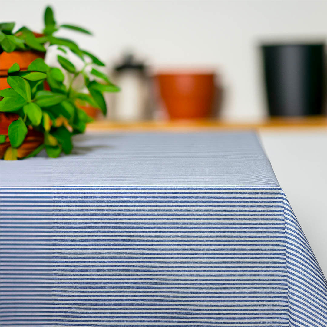 Juna Urban Line – Akryldug i blå striber