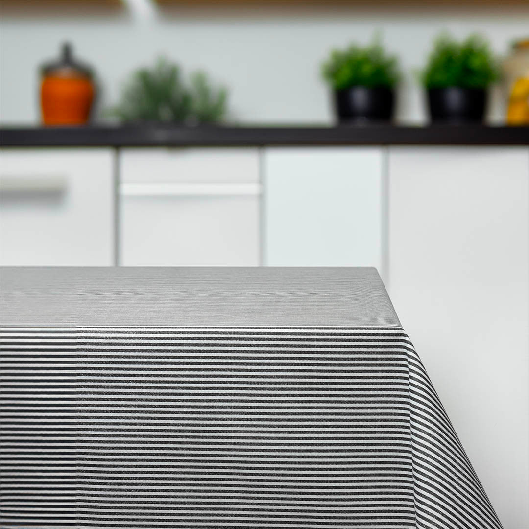 Juna Urban Line – Akryldug i sorte striber