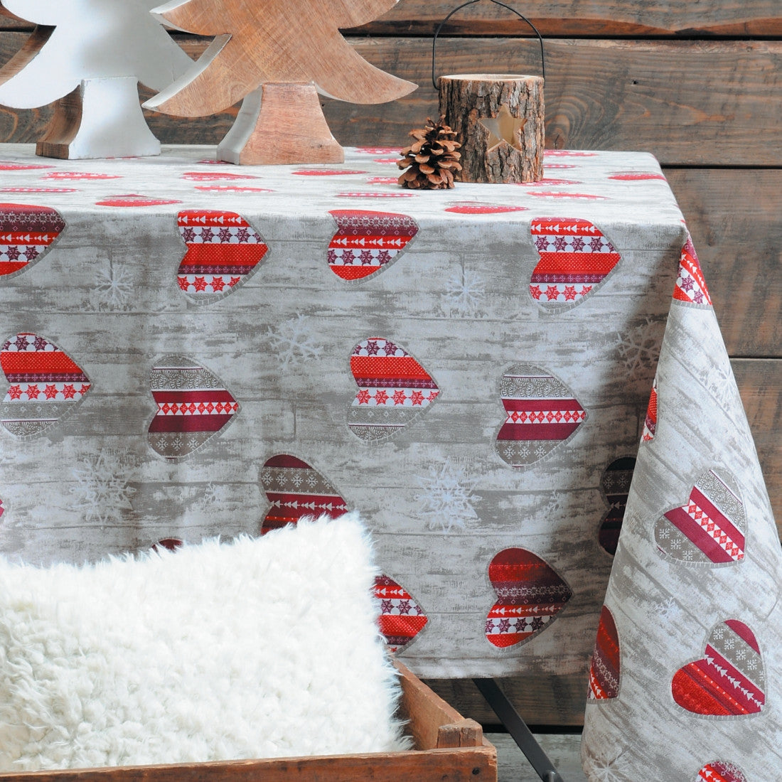 Taninges ecru rød, Laura Lancelle akryldug med teflon, 155 cm bred