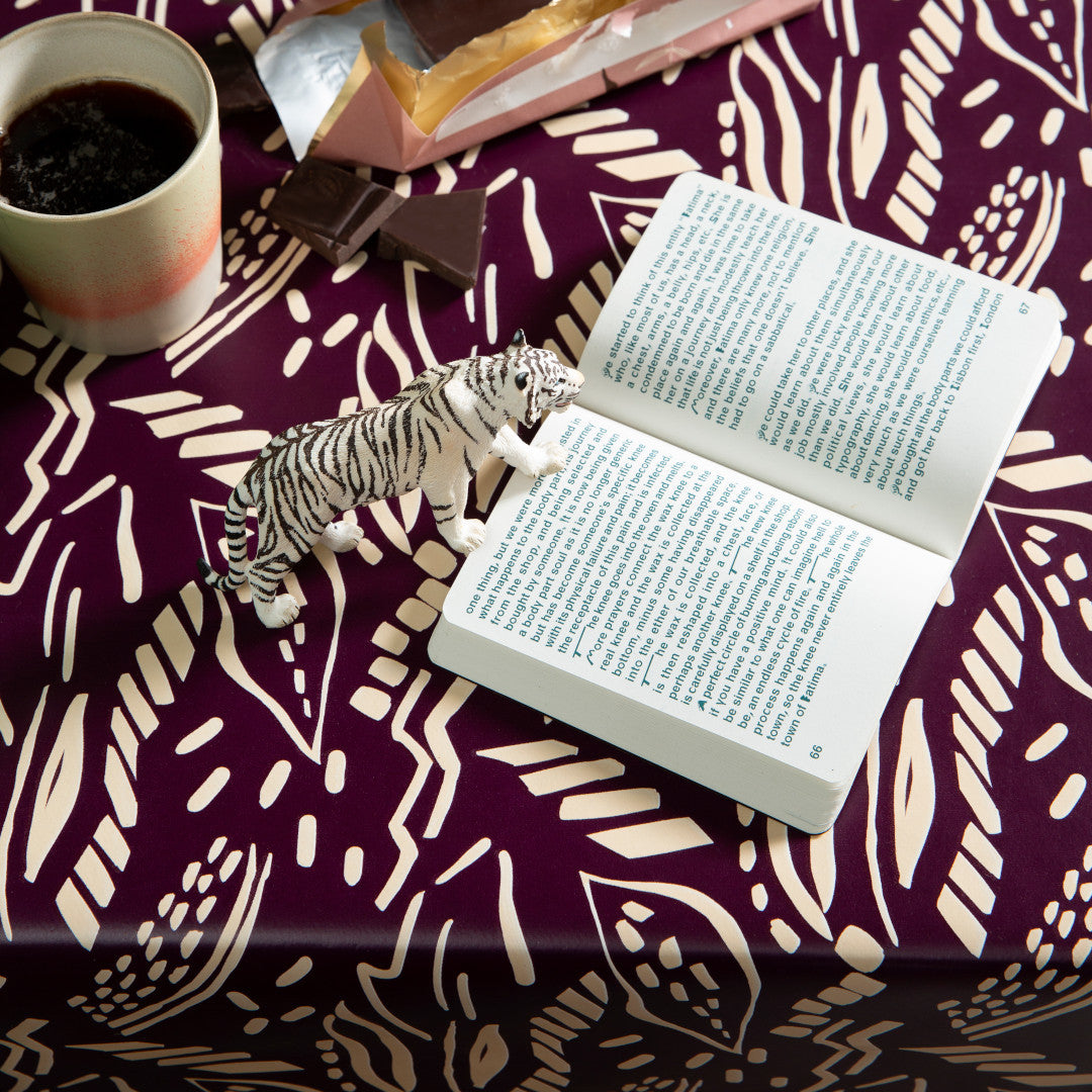 Dakarai Pinot Noir - Lola voksdug med eksotisk udtryk, nærbillede