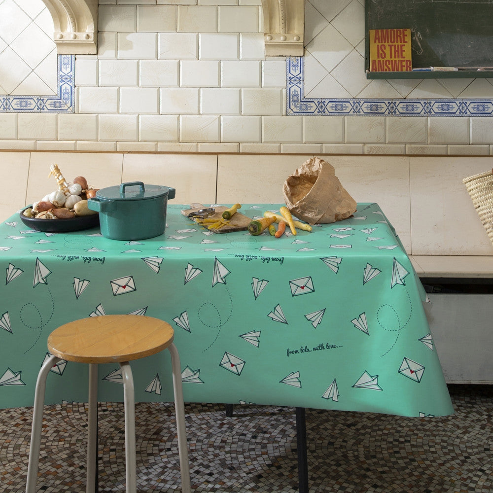 Lola voksdug, Lovemail Pacific