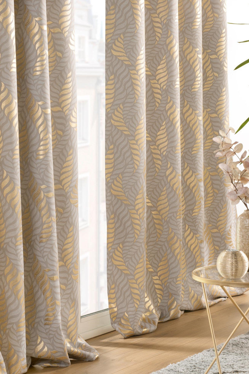 Lyra Taupe – Mørklægningsgardin 140 x 260 cm, miljø