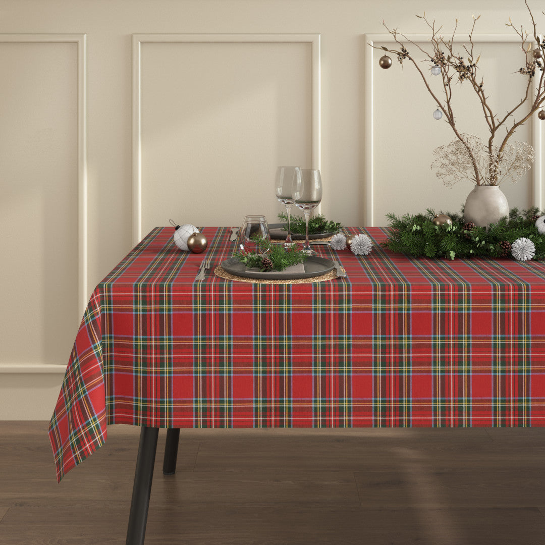 Juledug Tartan Rød - Klassisk akryldug med skotske rødder i miljø