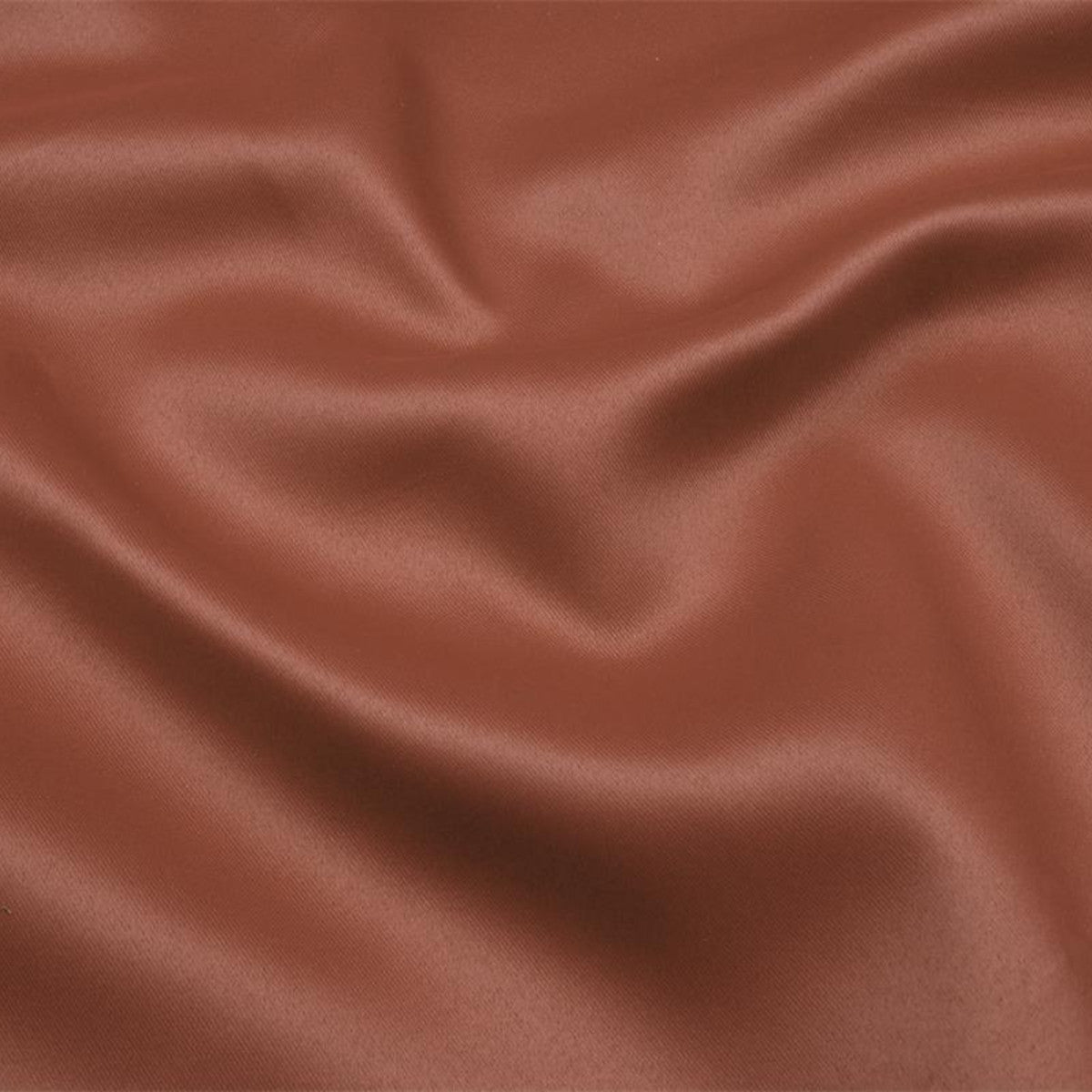 Notte Cognac – Mørklægningsgardin 135 x 180 cm, materiale