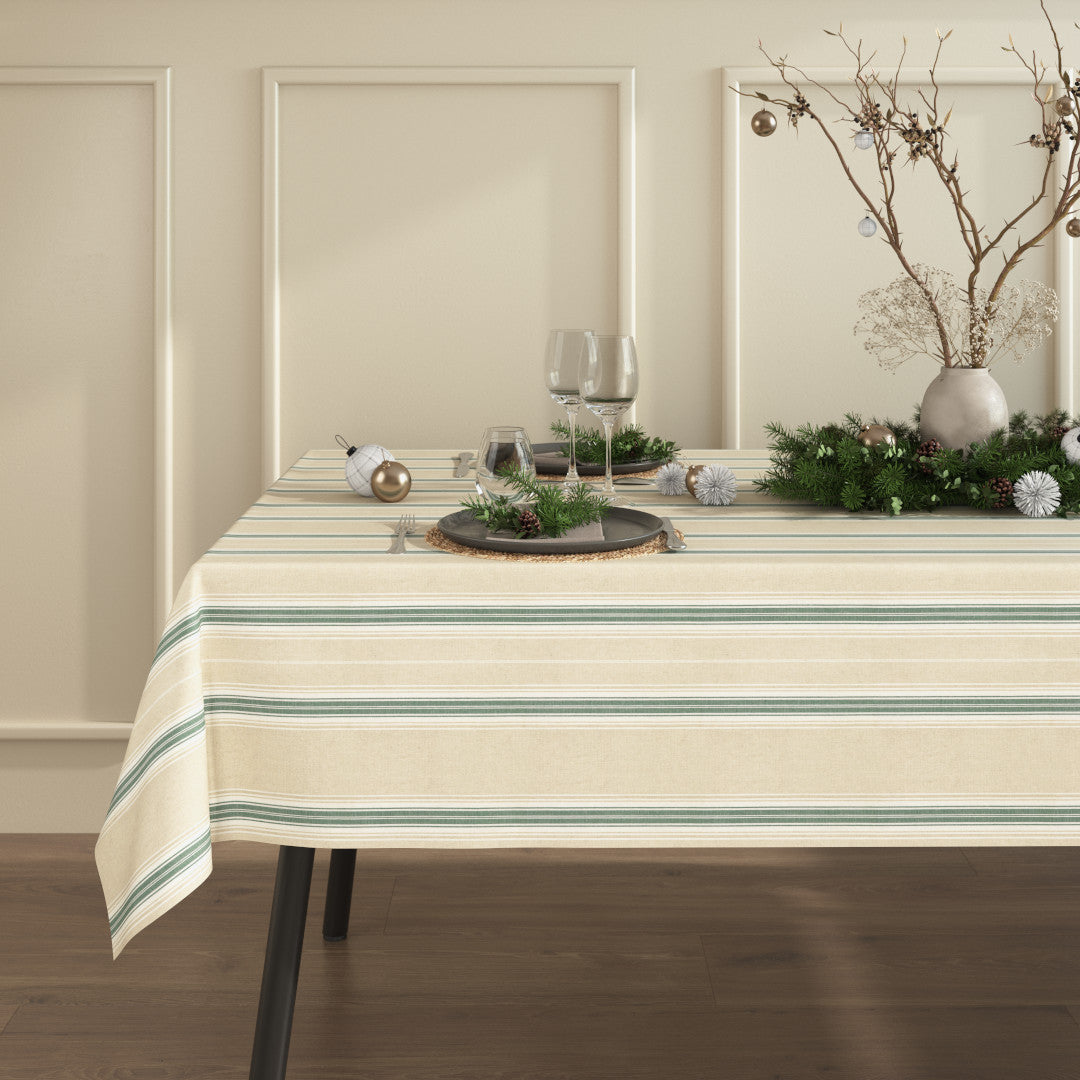 Nordisk Julestribe Grøn - Juledug i hørlook med akrylbehandling i miljø