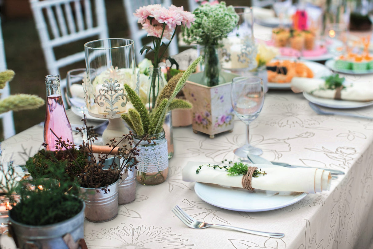 Palmas sort-hvid, voksdug med flotte stregtegninger