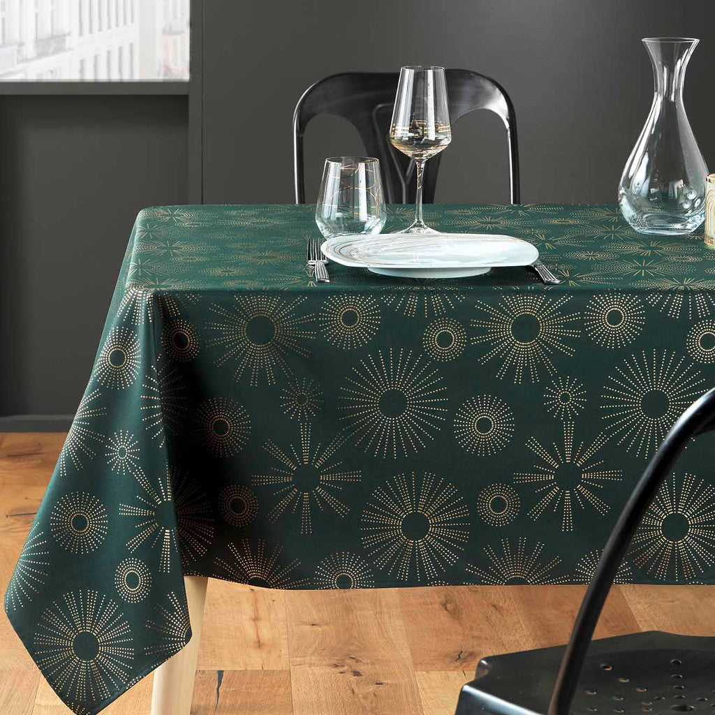 Pampille Metallic Print - Green/Gold - Juledug med anti-plet, 150 x 240 cm