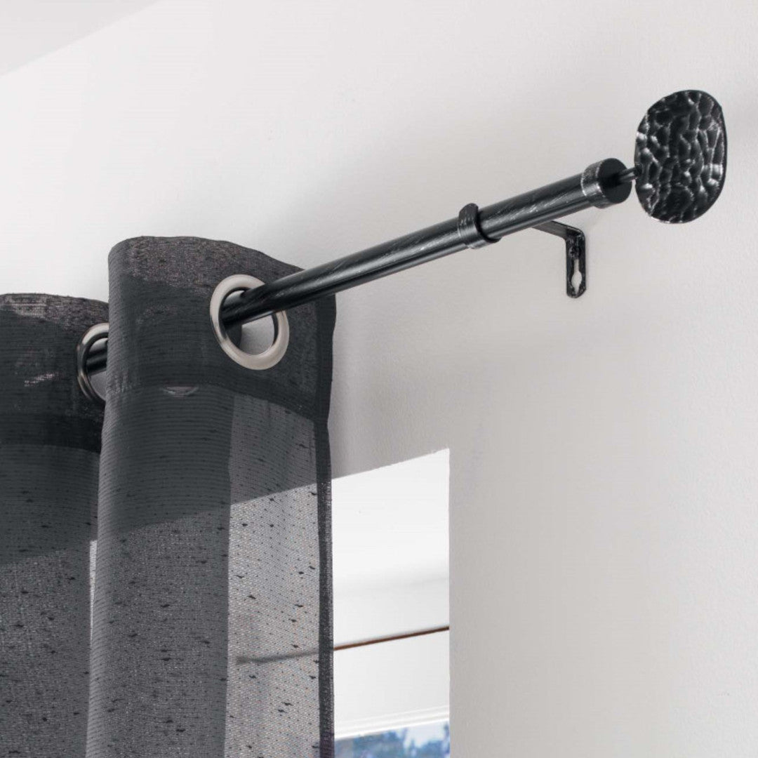 Patina Bullette, Sort/Sølv – Justerbar Gardinstang 120–210 cm, ophæng