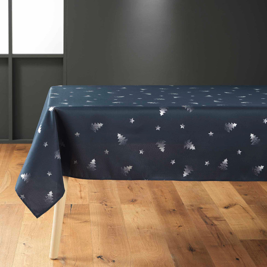 Sapin Mørkeblå/Sølv – Juledug med antiplet 150 x 300 cm, hjørne