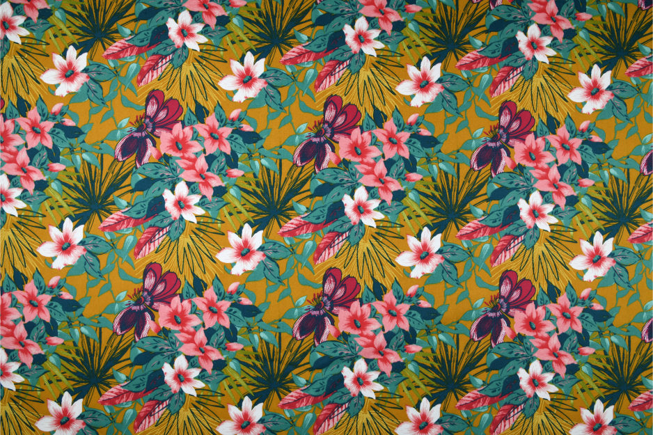 Ahuna - Akryldug med skønne blomster på sennepsgul baggrund - 155 cm bred