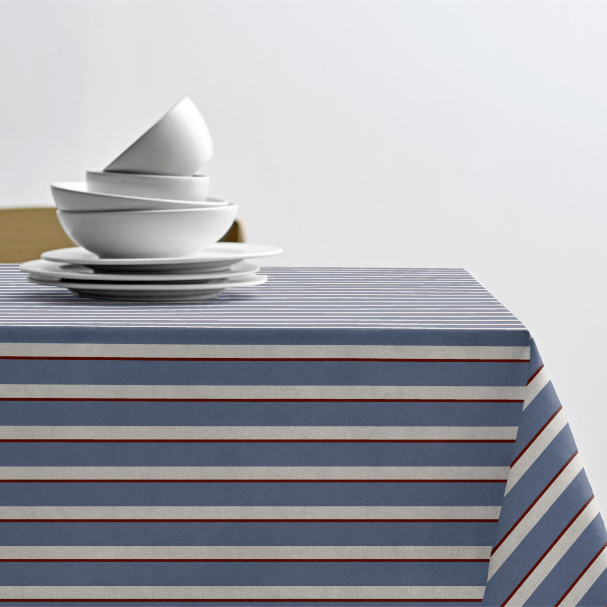 Sentimental Stripe Blue - Södahl akryldug i 100% bomuld med antiskrid, bord