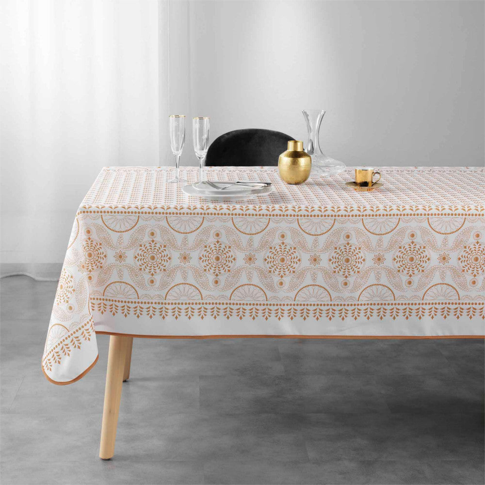 Sherine White - Juledug/Nytårsdug med anti-plet, 150 x 300 cm