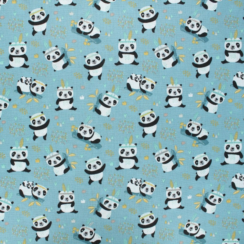 Sichuan - Akryldug med små pandaer 140 cm bred