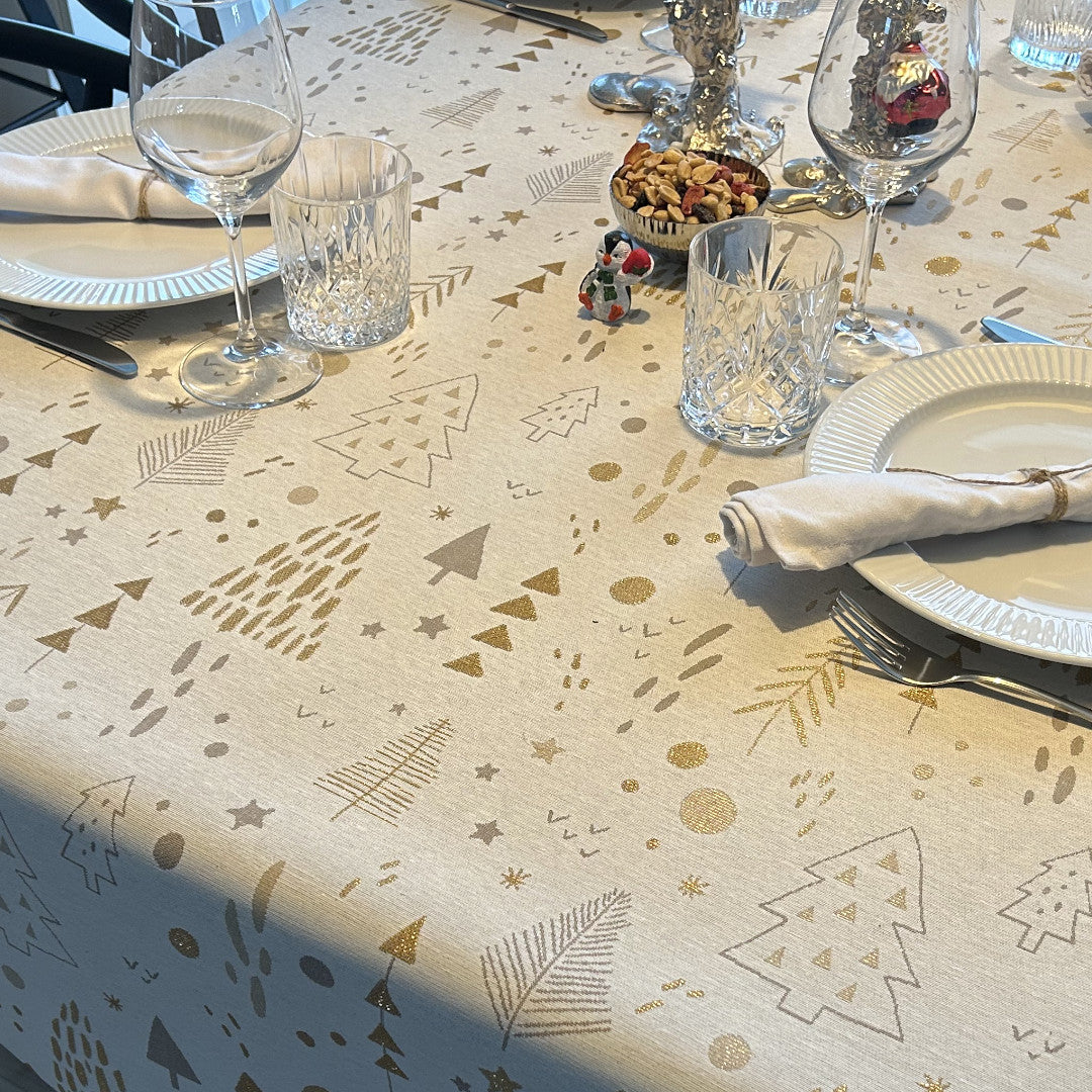 Spor i Granskoven Guld Lurex - Råhvid juleakryldug