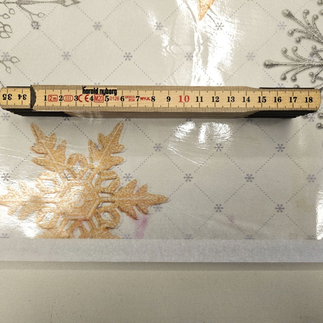 2. SORTERING - Starlina klar plast - Gennemsigtig voksdug med stjerner i guld og sølv