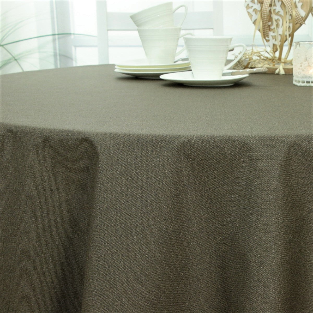 Ensfarvet rund akryldug taupe - Dali 160 cm bred